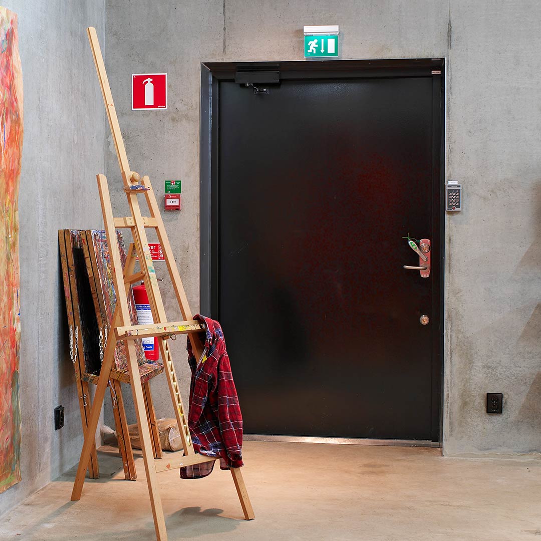 Inbrottsskyddande dörrar