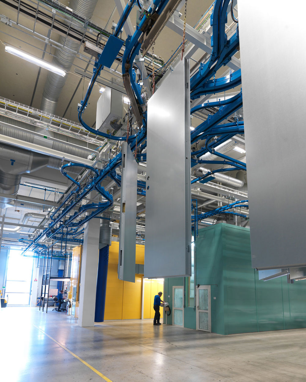 Dörrar från Daloc målas med vattenburen färg